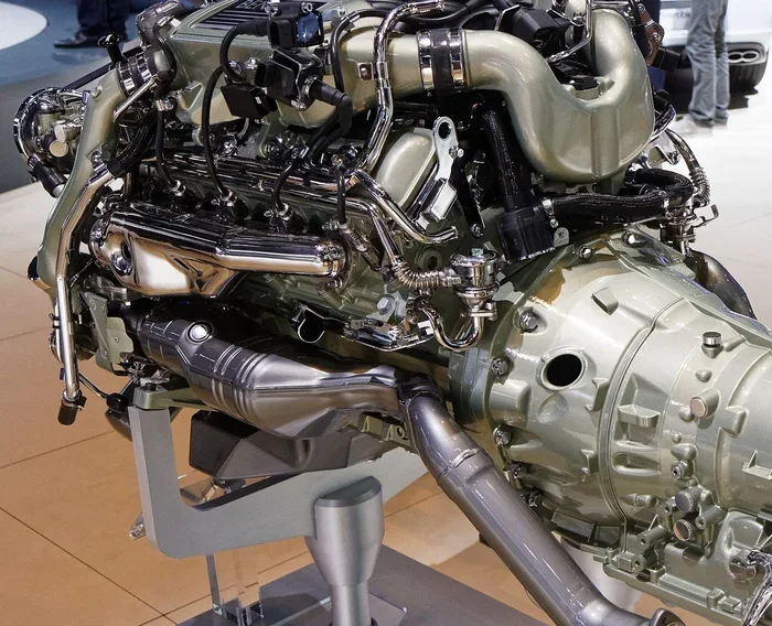 Does Bentley Make Airplane Engines For Luxury Jets