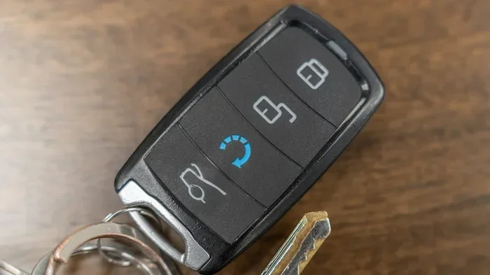 What Does the Circle Arrow Symbol Mean on Your Car Keys