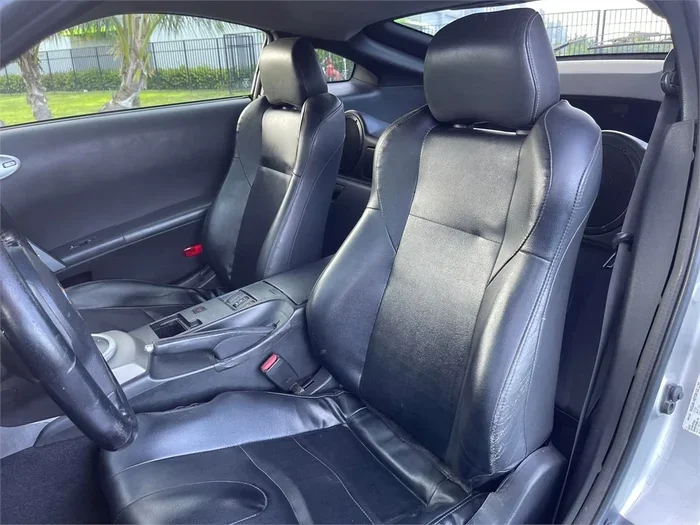 Do Nissan 350Z Models Have Back Seats You Can Actually Use