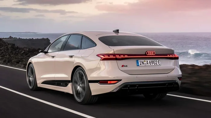Top Rated Rear Wheel Drive Cars In India Under 10 Lakh