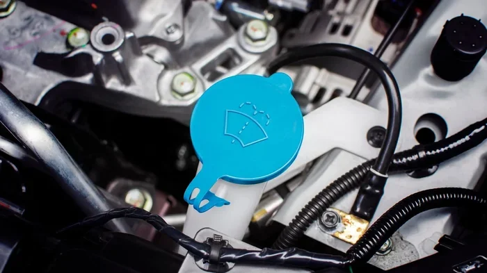 How Do You Change a Wiper Reservoir on Your Vehicle